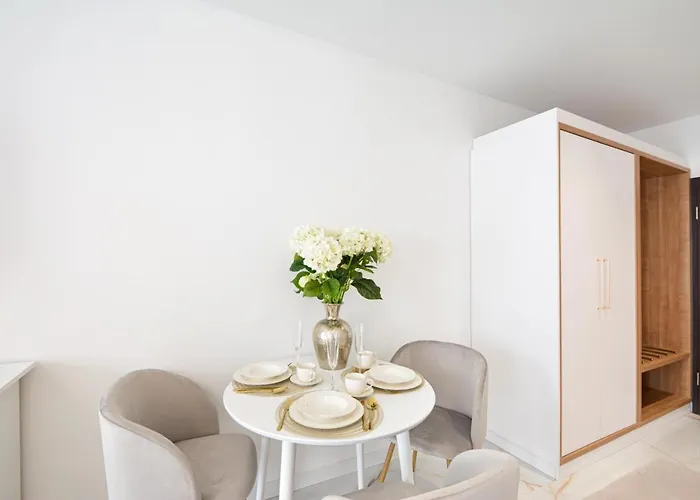 Platinum Prywatny W Diva Kolobřeh